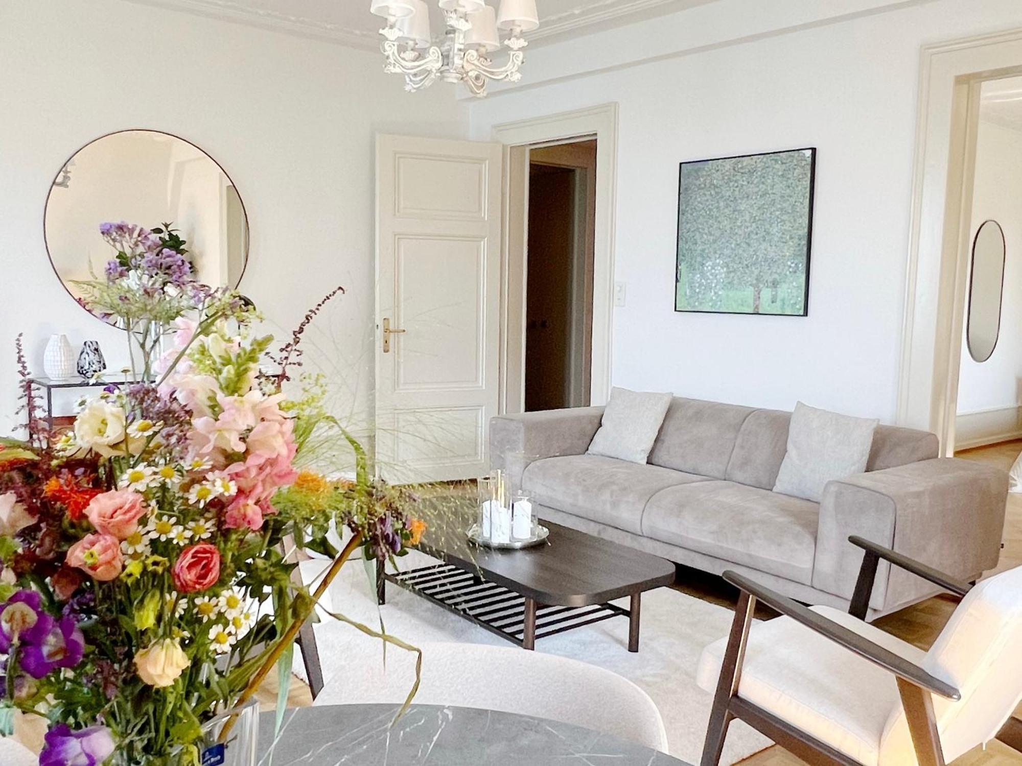 Montreux Riviera Suite Waterfront 3 Bedrooms Private Parking Bagian luar foto